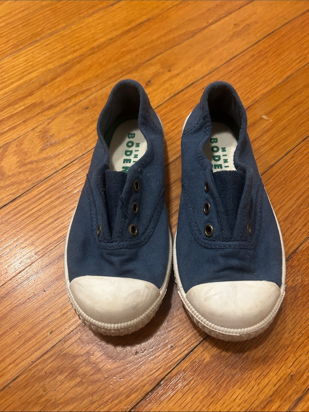 Mini Boden Navy Canvas Slip-On Kids Sneakers with White Toe